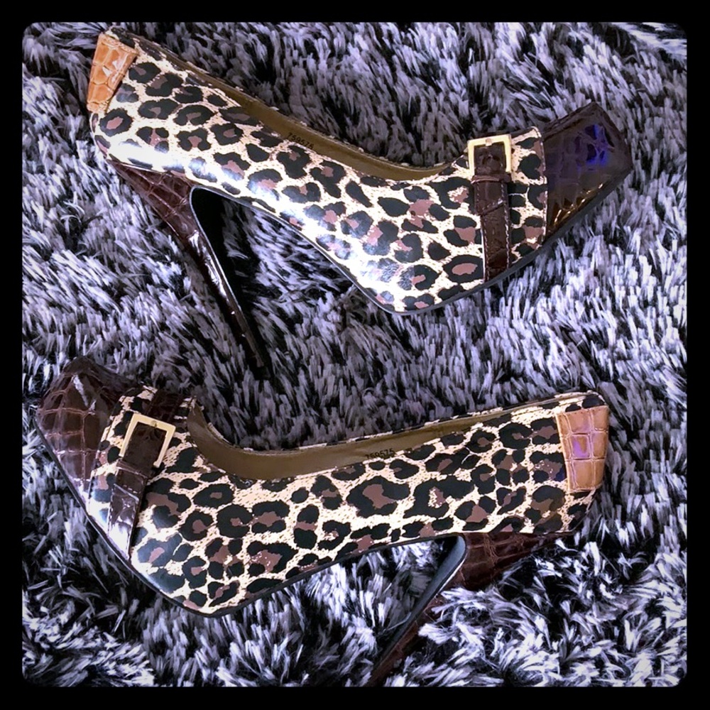 Qupid Leopard Heels